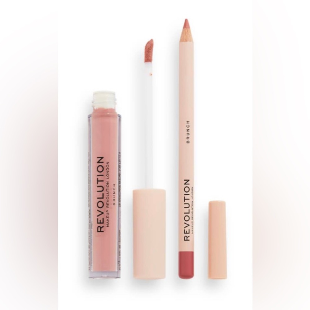 Revolution London LIP CONTOUR KIT “Brunch” Ultra Matte Finish